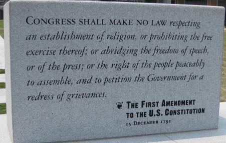 Ist Amendment of the US Constitution engraved on a stone tablet