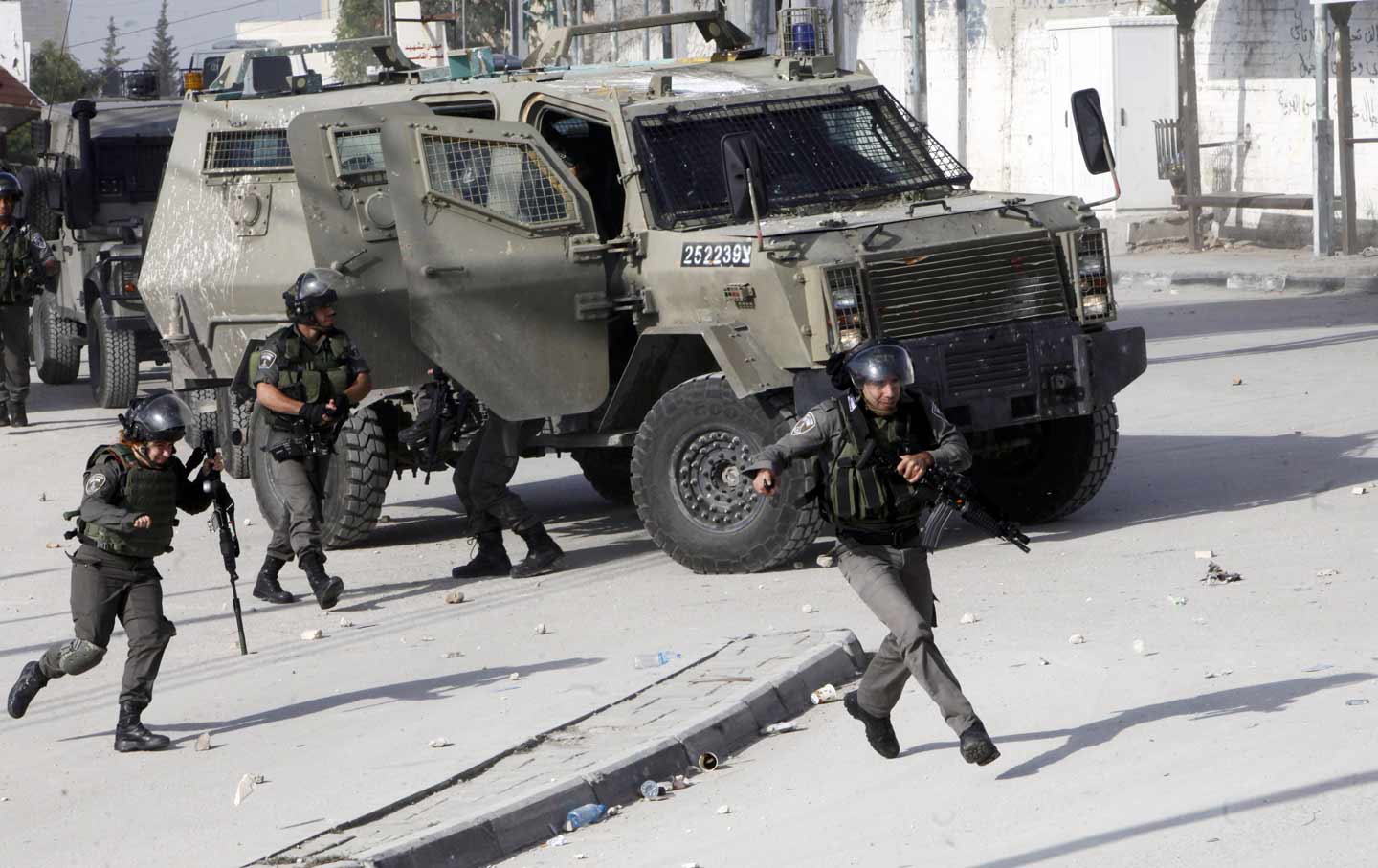 State of israel border control что это