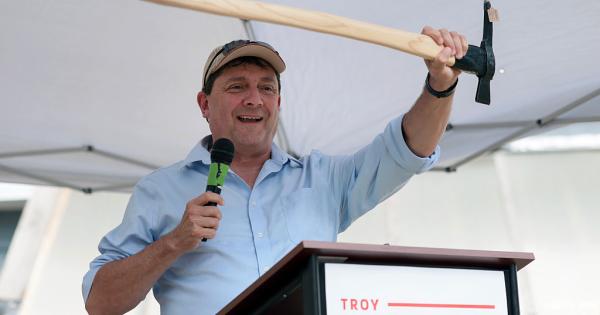 Image for The Left Needs More Working-Class Leaders