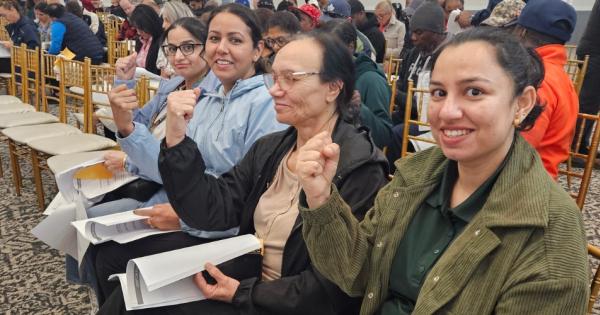 Canadian Walmart Workers Make History: A Union Contract