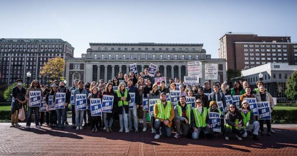 As Columbia's Endowment Grows to $14 Billion, Student Workers Demand Living  Wage