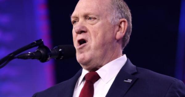 Tom Homan Took $50K From Undercover FBI Agents. Trump’s DOJ Shut Down ...