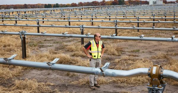 ‘It’s Got Nasty’: The Battle To Build the US’s Biggest Solar Power Farm ...