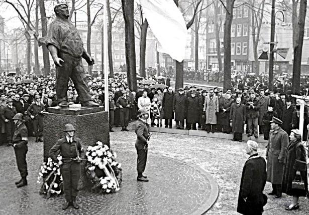 Unveiling of De Dokwerker statue in Amsterdam