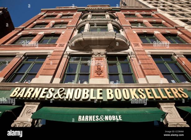 Photo of the Barnes and Noble building in NYC 