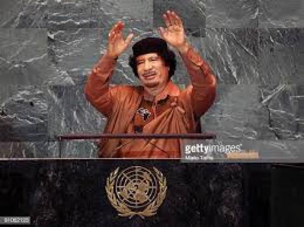 Gaddafi at UN podium