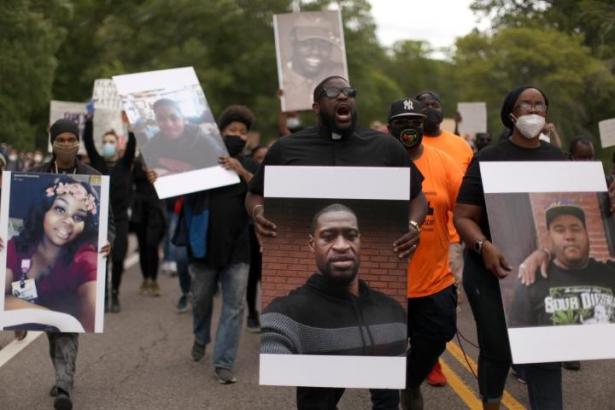 demonstration protsting police murder of George Floyd and other Black people