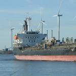 photo of a tanker in the middle east strait