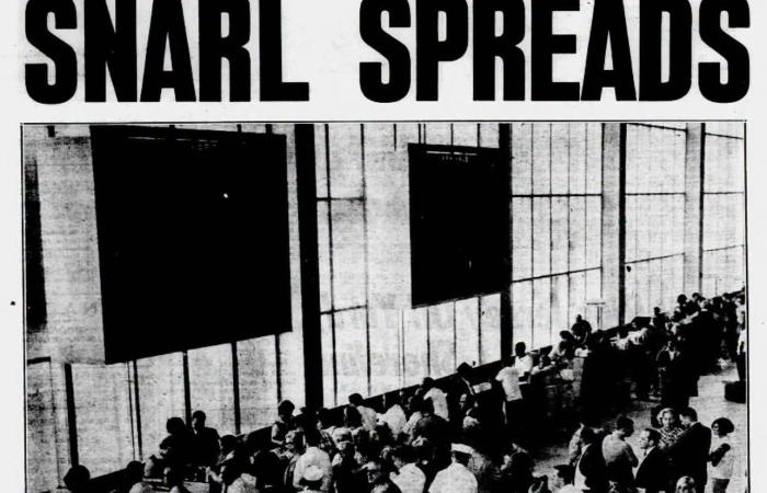NY Daily News with "Airline Strike Snarl Spreads" headline