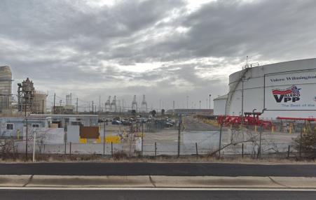 refinery tanks near Los Angeles-Long Beach ports